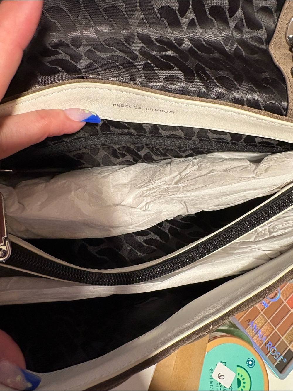 Rebecca minkoff suede shoulder bag like new - Picture 5 of 6